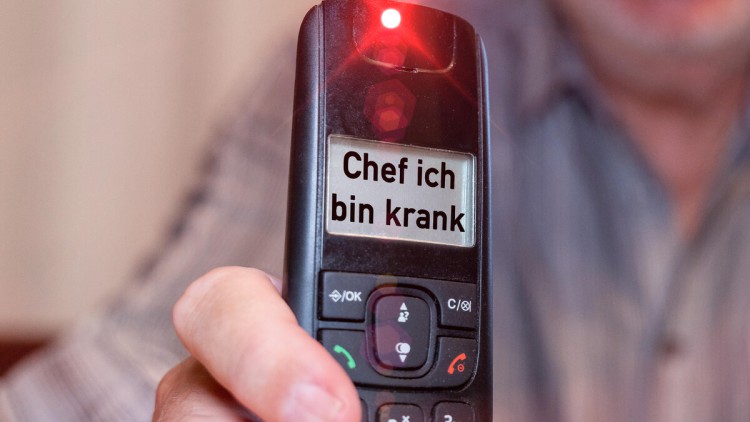 Busfahrer-Urteil: Kein Lohn bei Zweifel an Krankschreibung Telefonische Krankmeldung - Chef, ich bin krank