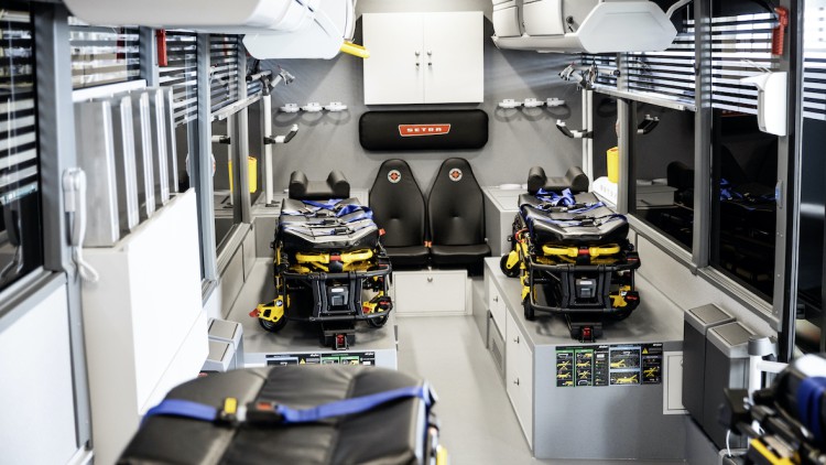 Setra_Bus_Intensivbetten
