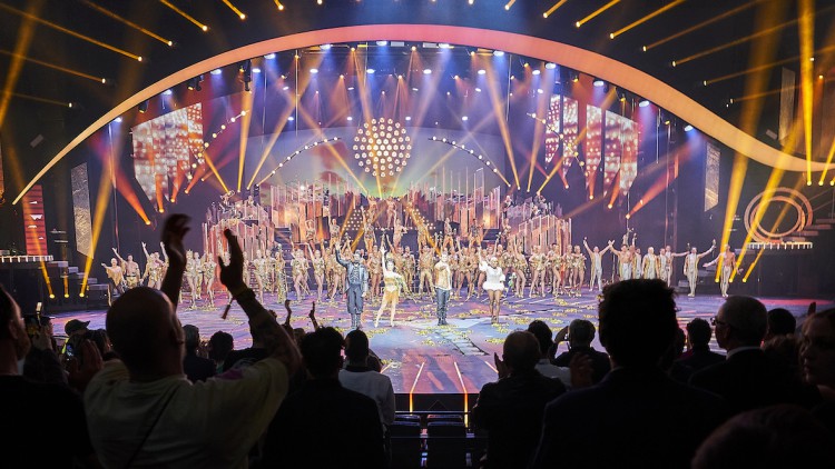 Arise-Show_Friedrichstadtpalast