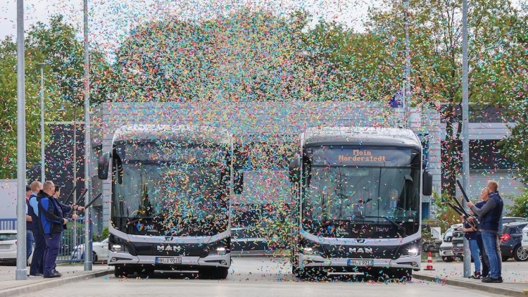 VHH_Betriebshof_E-Busse_Eroeffnung