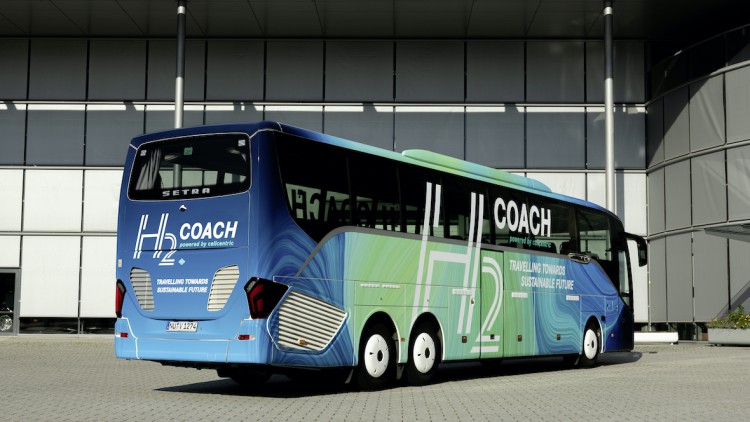 Brennstoffzellenbus_H2_Coach_Daimler
