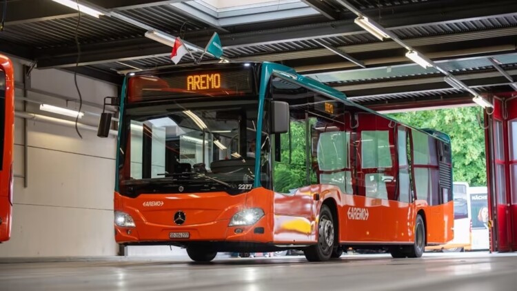 Schweiz: Neues Busnetz bringt mehr Fahrgäste und pünktlichere Busse