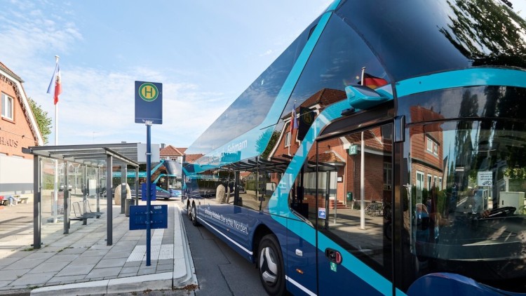 SEV_Doppelstockbus_Neoplan_Skyliner