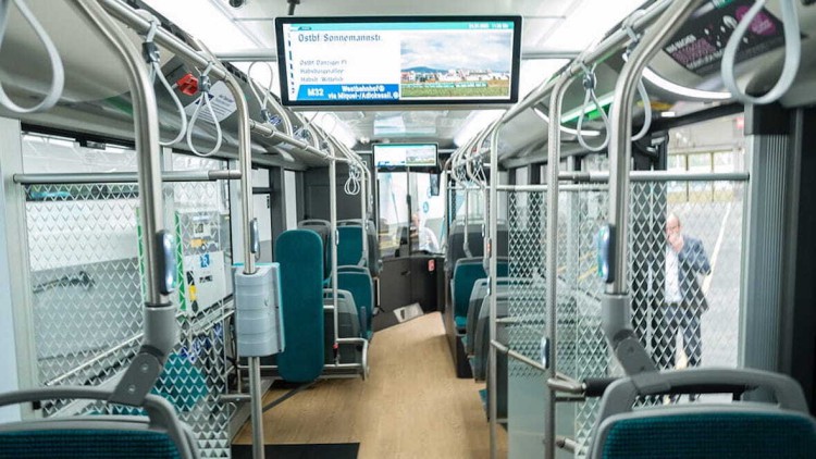 Frankfurt_Wasserstoffbus_Solaris_innen