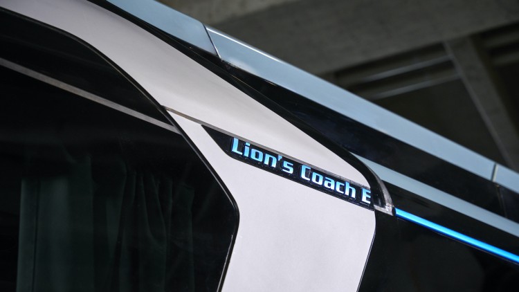 Logo_E-Reisebus_MAN_Lions_Coach_E