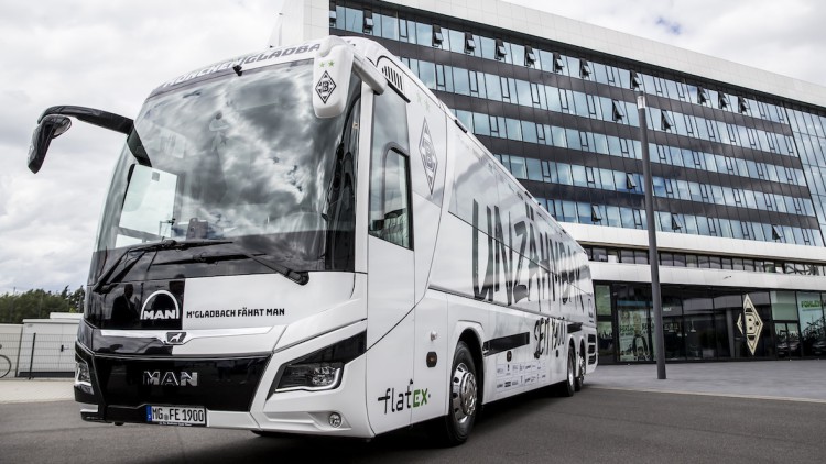 Mannschaftsbus_Gladbach