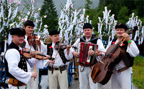 Slowakei: Folklorefestival „Jánošík-Tage“ in Terchová