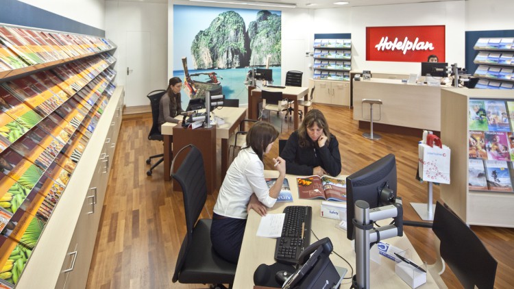 Reisebuchung im Reisebüro