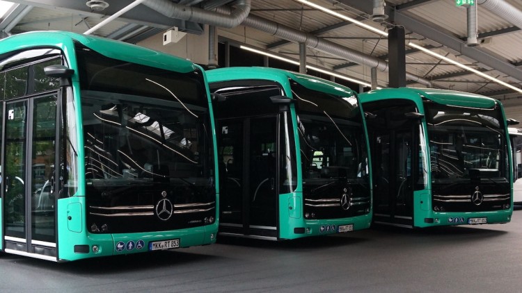 MB_eCitaro_Racktours