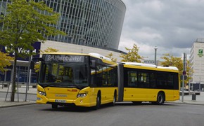 Scania liefert 356. Gelenkbus an die BVG