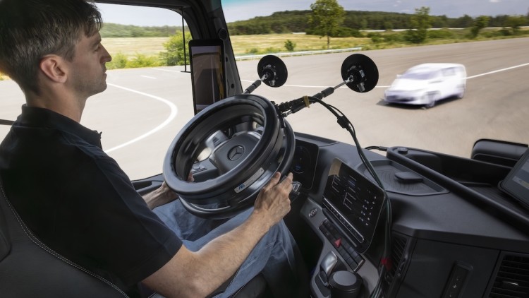 Sicherheit_Daimler_Truck