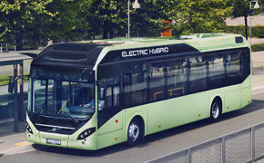 Erfolgreicher Serieneinsatz: REVO-E auf Volvo Hybridbus