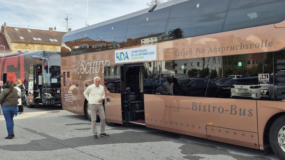 Reisebus bei RDA-Jahrestagung