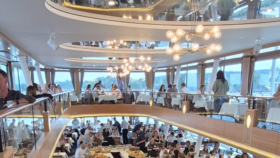 Galerie-Schiff MS Starnberg