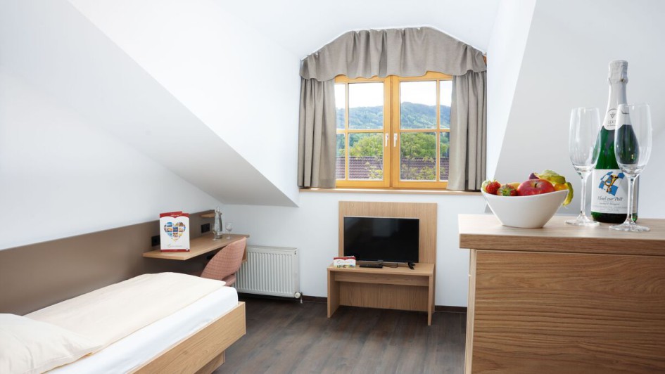 Zimmer 311 Gesamt Ri Fenster FAVORIT