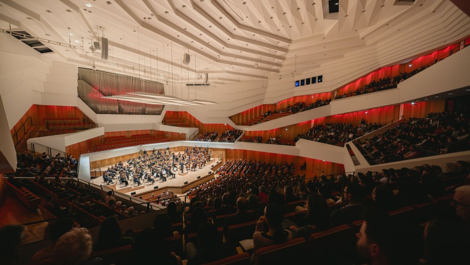 Konzertabend im Kulturpalast Dresden – Blick aus dem Rang